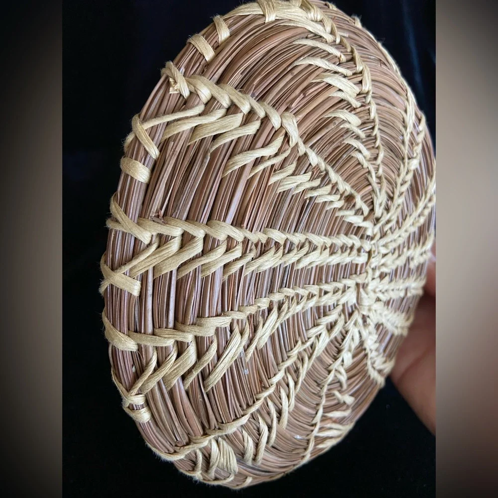 Native American Papago Hand-Woven 8” Plate Basket